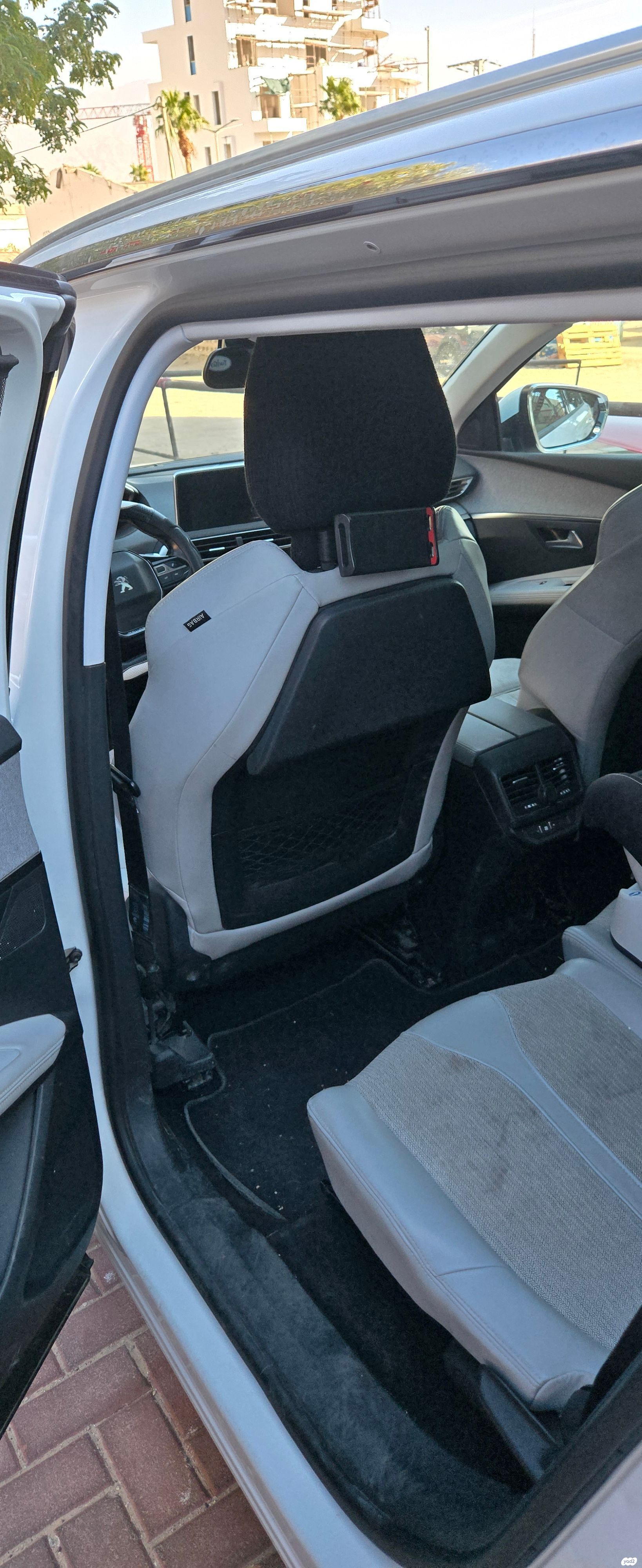 car-image (1).jpg