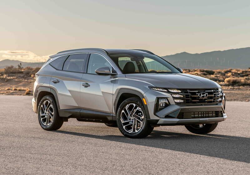 67098-Large589842025TucsonPluginHybrid-1-1.jpg