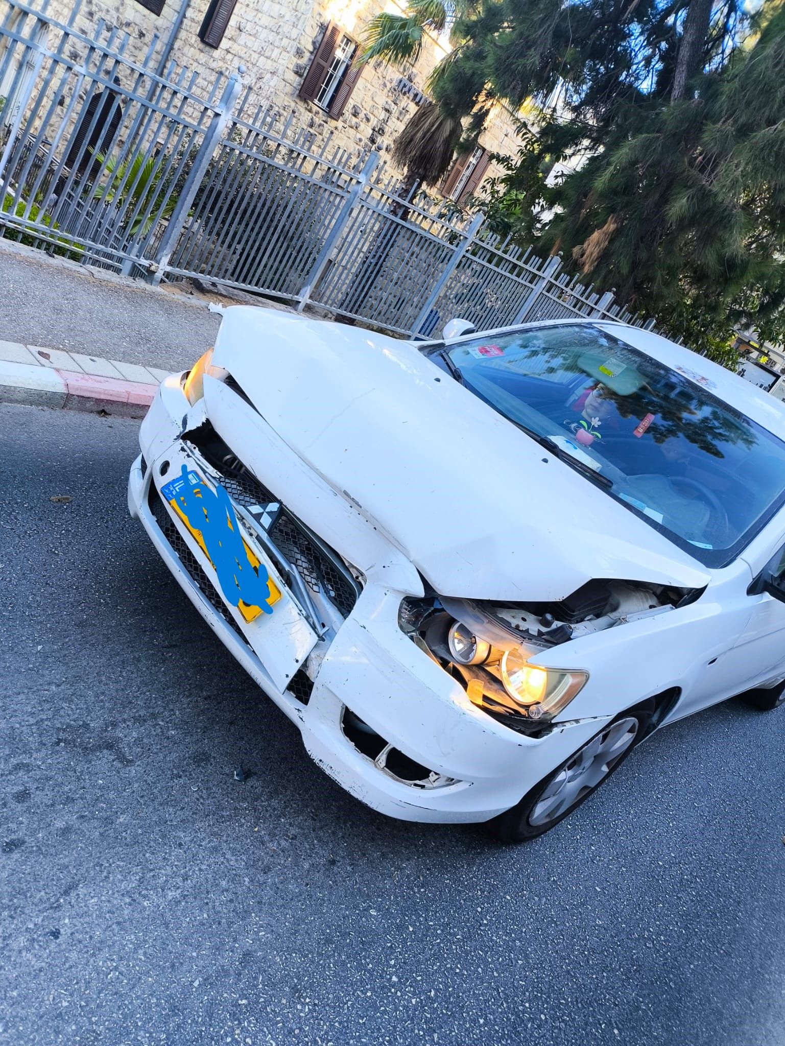 מיצובישי.jpg